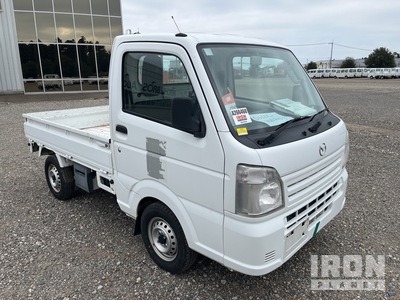 2015 Mazda SCRUM Automovil