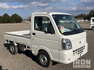 2015 Mazda SCRUM Automovil