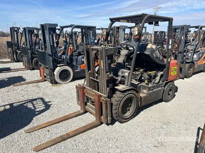 2015 Doosan D35C-7 6500 lb Pneumatic Tire Forklift