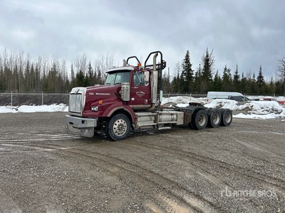 2016 Western Star 4900 8x6 Tri/A Day Cab Truck Tractor