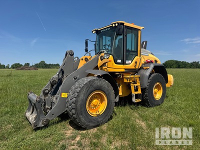 2015 Volvo L90H جرافة
