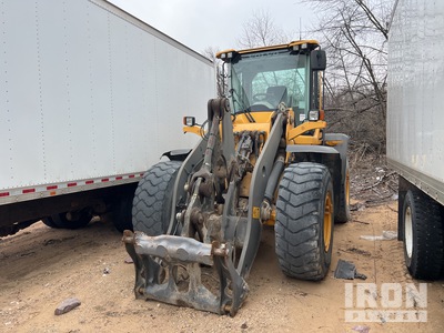 Volvo L90G جرافة