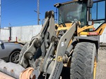Chassis with Tilt Linkage