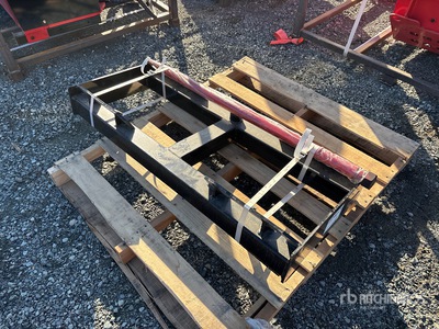 2026 GIYI GY-HF47 45 in Skid Steer Bale Spear (Unused)