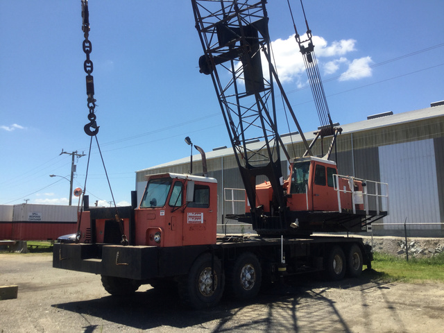 Lima 700-TC Lattice-Boom Truck Crane