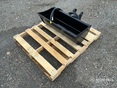 2026 GIYI GY-D3T 32 in 0.1 m3 Hydraulic Tilting Excavator Bucket (Unused)