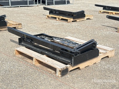 2026 GIYI GY-DHC 60" Skid Steer Forks (Unused)
