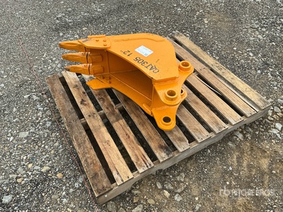 2026 GIYI GY-BK 12 in Digging Excavator Bucket - Fits Cat 305 (Unused)