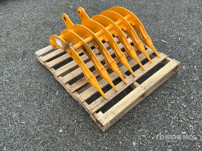 2026 GIYI Excavator Rake - Fits Cat 305 (Unused)