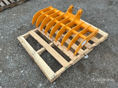 2026 GIYI Excavator Rake - Fits Cat 305 (Unused)