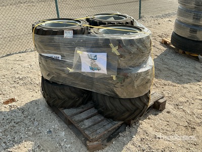 Quantity of (9) Outrigger 26x12 D380 NHS Équipements pour pneus - Fits Scissor Lifts