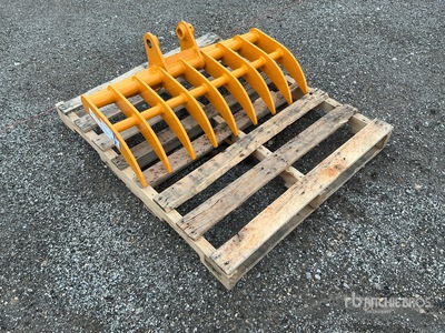 2026 GIYI Excavator Rake - Fits Cat 303 (Unused)