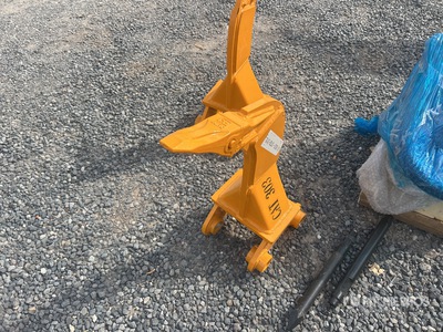 2026 GIYI Excavator Ripper - Fits Cat 303 (Unused)