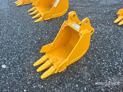 2026 GIYI GY-BK 12 in Excavator Bucket - Fits Cat 303 (Unused)