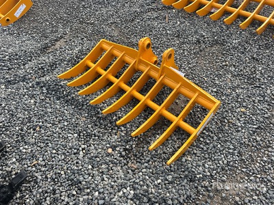 2026 GIYI 38 in Excavator Rake - Fits Cat 303 (Unused)