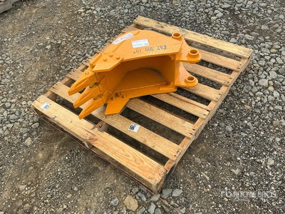 2026 GIYI GY-BK 12 in Digging Excavator Bucket - Fits Cat 303 (Unused)
