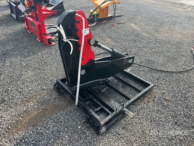 2026 GIYI GY-RTS48 Skid Steer Rotating Tree Shear (Unused)