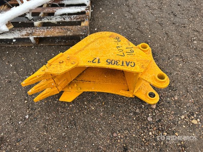 2026 GIYI GY-BK 12 in Digging Excavator Bucket - Fits Cat 305 (Unused)