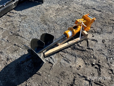 2026 GIYI 32 in Excavator Auger - Fits Cat 303 (Unused)