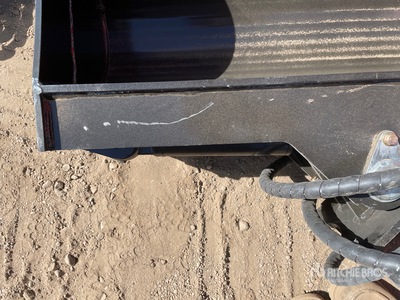 2026 GIYI GY-D3T Tilting Excavator Bucket - Fits Cat (Unused)