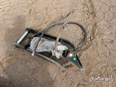 2026 GIYI GY-XJ3T 11 in Excavator Thumb - Fits Cat (Unused)