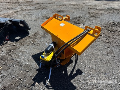 2026 GIYI GY-AP680 15 in Skid Steer Breaker (Unused)