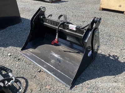 2026 GIYI GY-XKH39 39 in Mini Skid Steer Bucket (Unused)