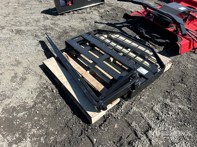 2025 GIYI GY-DHC 59 in Skid Steer Forks (Unused)