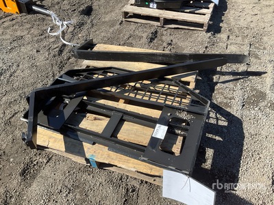 2025 GIYI GY-DHC 59 in Skid Steer Forks (Unused)