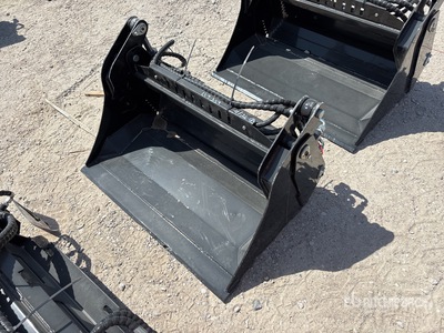 2026 GIYI GY-XKH39 39 in Multi-Purpose Mini Skid Steer Bucket (Unused)