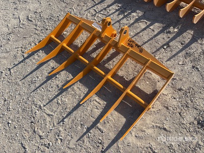 2026 GIYI 46 in Excavator Rake - Fits Cat 303 (Unused)