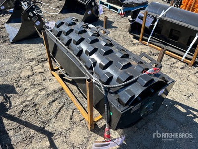 2025 GIYI GY-CW59 70 in Skid Steer Vibratory Roller (Unused)