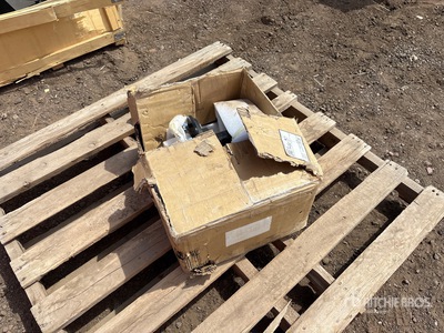 2025 Machpro LUGBOLT Flat Tray Fork Auxiliary Tool ハンドツール (Unused)