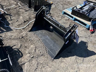 2025 GIYI GY-XKH39F 39 in Multi-Purpose Mini Skid Steer Bucket (Unused)