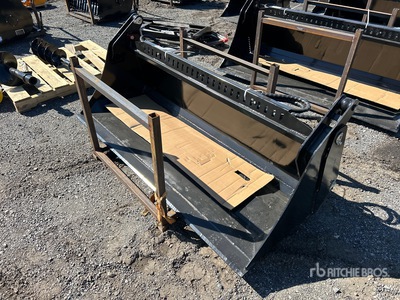 2025 GIYI GY-KH72F 72 in Multi-Purpose Benna per mini pala (Unused)