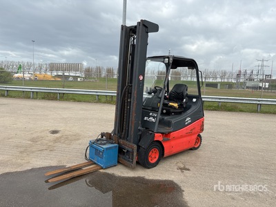 2000 Linde E20-02 2000 kg Electric Forklift (Inoperable)
