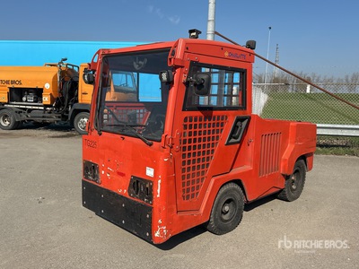 2017 Charlatte TD255 4x2 Crew Cab Bagagetrekker