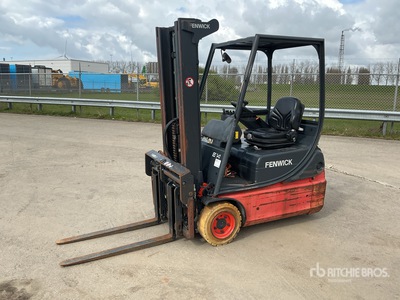 2004 Linde E14-02 Electric Forklift (Inoperable)