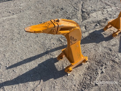 2026 GIYI Excavator Ripper - Fits Cat 305 (Unused)