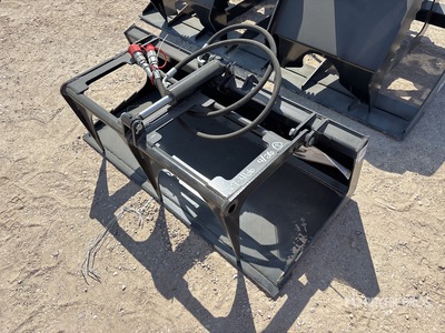2026 GIYI GY-X PG44 44 in Mini Skid Steer Grapple Bucket (Unused)