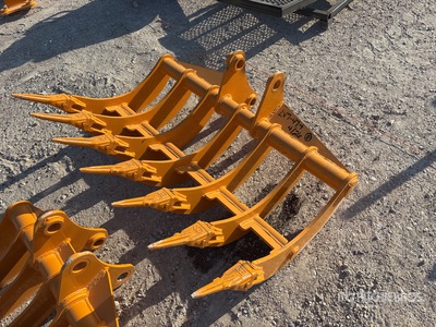 2026 GIYI 48 in Excavator Rake - Fits Cat 307 (Unused)