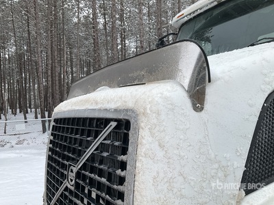 2006 Volvo VNL 6x4 Day Cab Truck Tractor