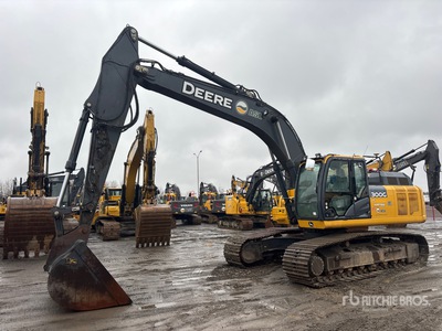 2017 John Deere 300G LC Tracked Excavator