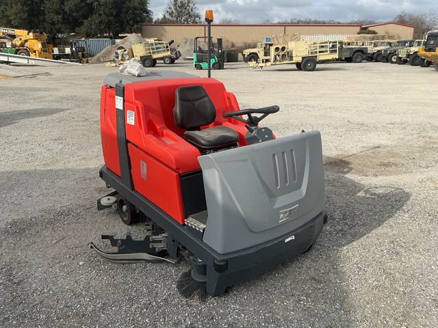 PowerBoss Admiral Plus Series Rider Scrubber
