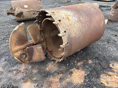 Quantity of (2) 26"& 32" core bit 26" bit has 3" square input Auger Bit