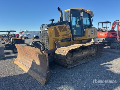 2020 John Deere 700K LGP جرافة مجنزرة