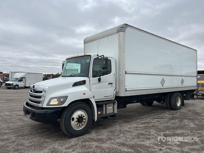 2019 Hino 338 4x2 Moving Van Truck