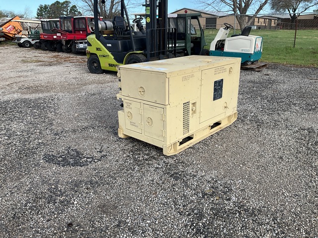2009 Fermont MEP-803A 10kW Generator Set