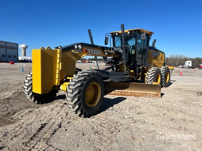 2015 John Deere 772GP AWD Motor Grader