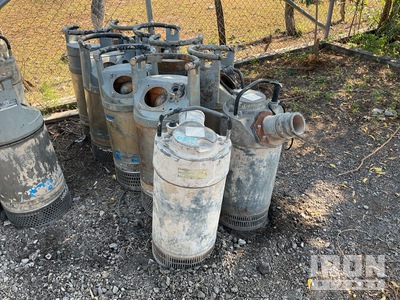 Quantity of (10) Pompe à eau submersible électrique (Inoperable)